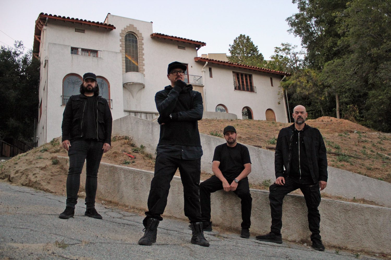 Ghost Adventures cast